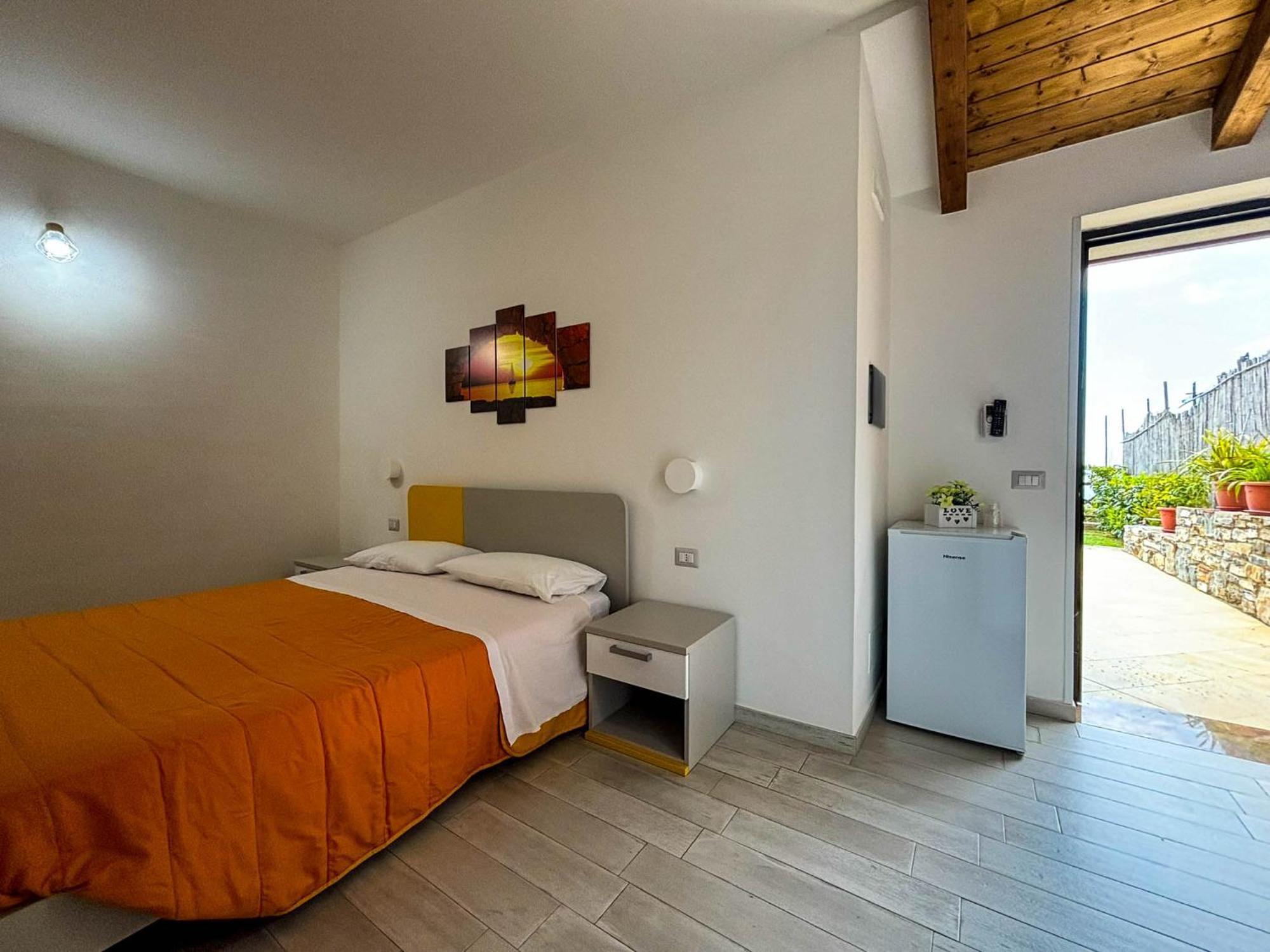 Tramonti D'Oro Bed & Breakfast Caprioli Dış mekan fotoğraf
