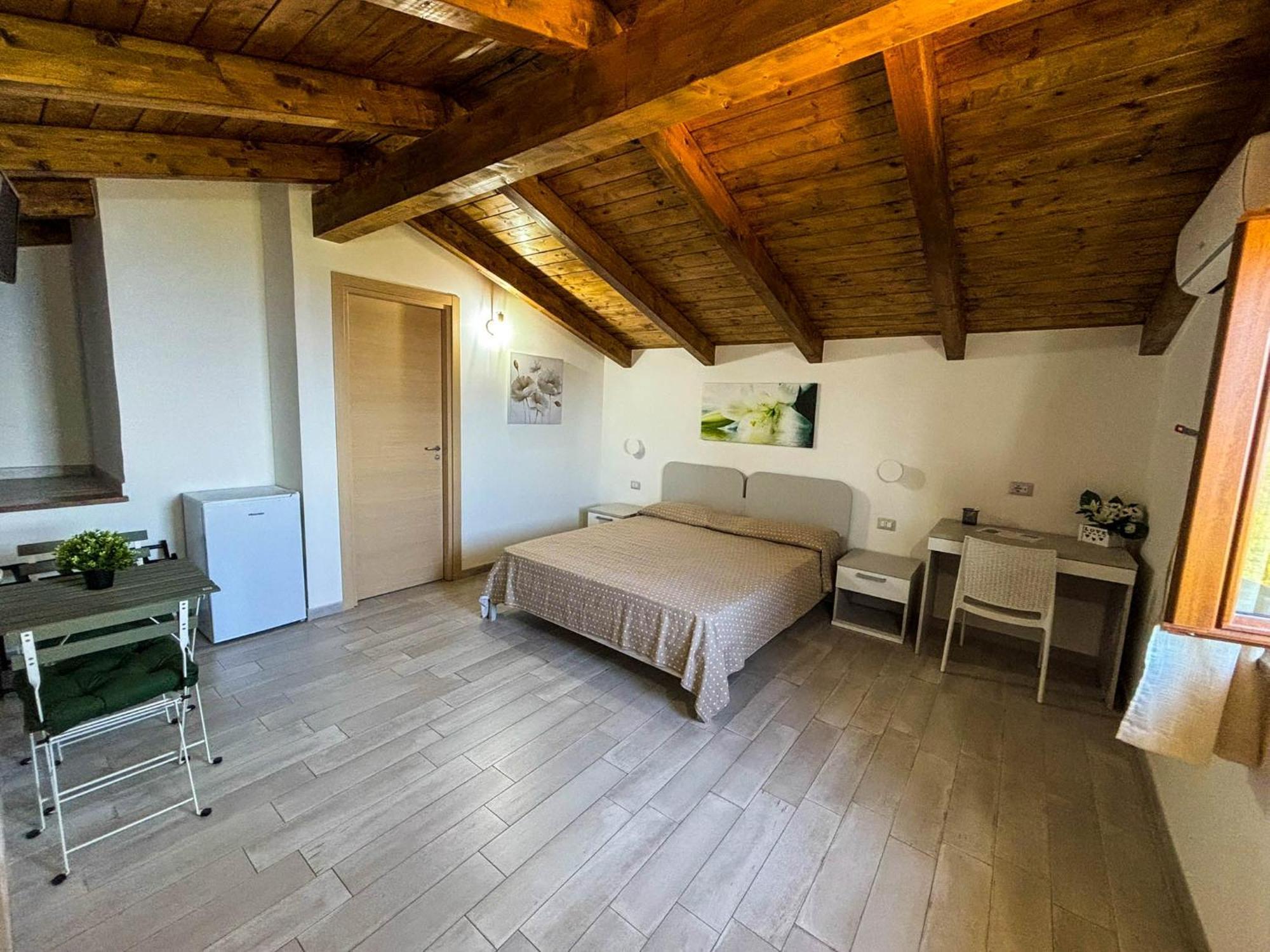 Tramonti D'Oro Bed & Breakfast Caprioli Dış mekan fotoğraf