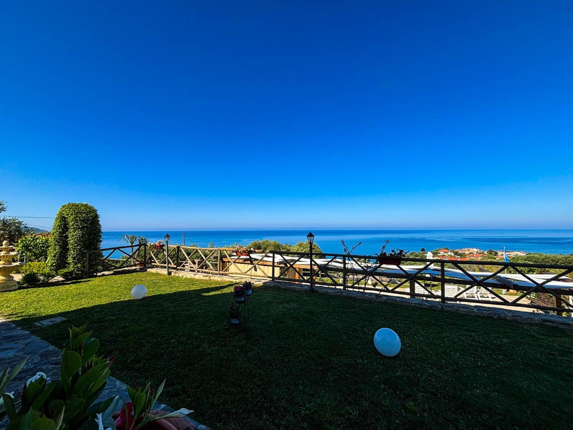 Tramonti D'Oro Bed & Breakfast Caprioli Dış mekan fotoğraf